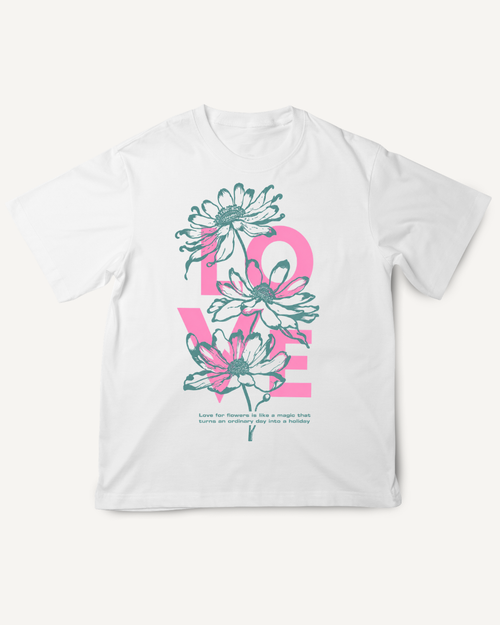 Playera con estampado LOVE